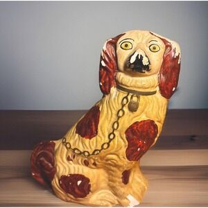 Vintage Chalkware Staffordshire Style Spaniel Dog Figurine Seated Folk Art 7.5"